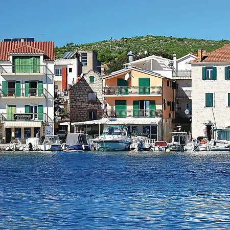 Apartment Katica-1 * Vodice