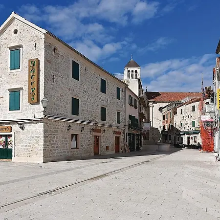 Apartment Katica-1 * Vodice
